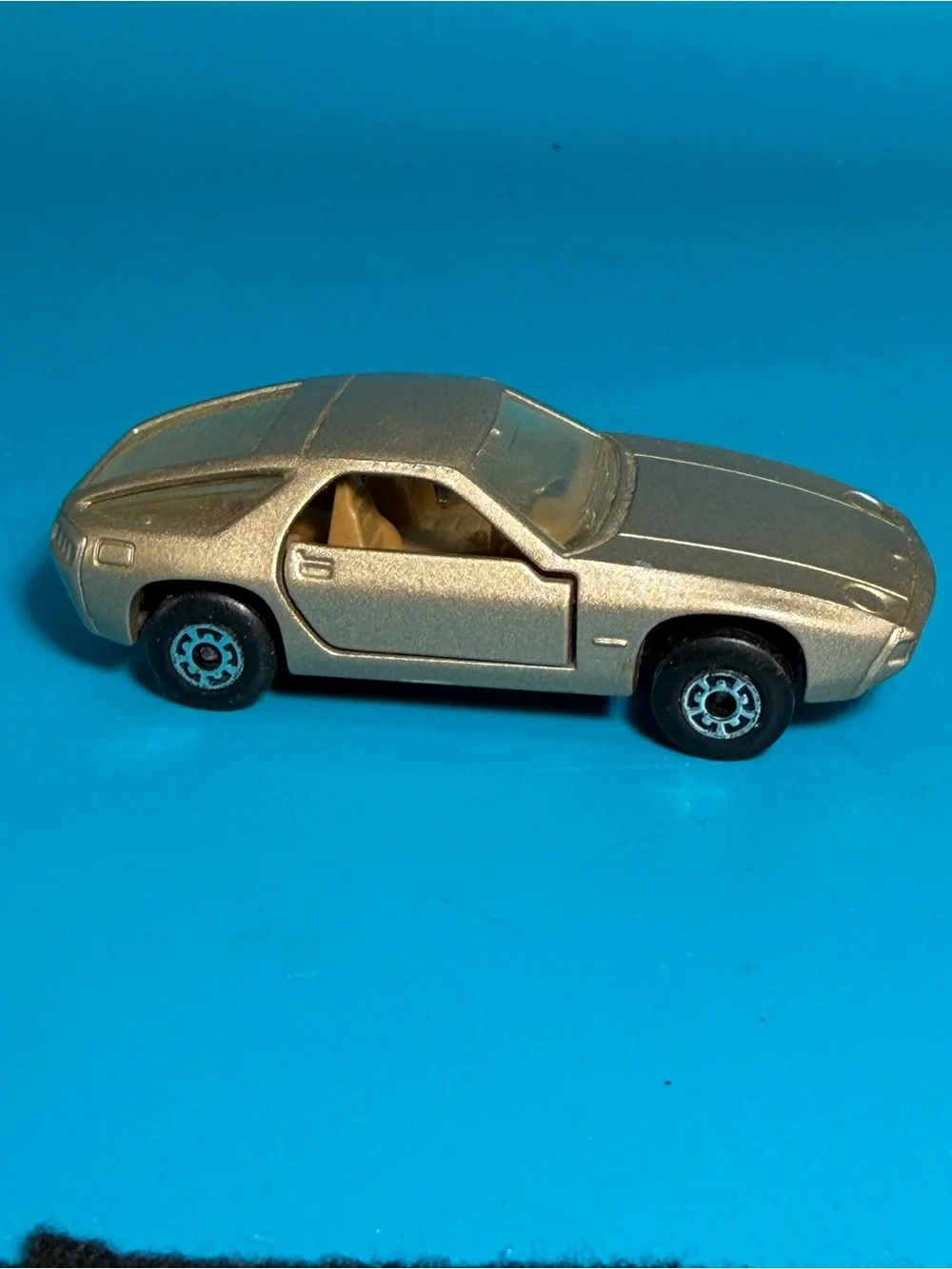 Vintage Matchbox Superfast No 59 Porsche 928 Tan Interior Amber Glass 1979